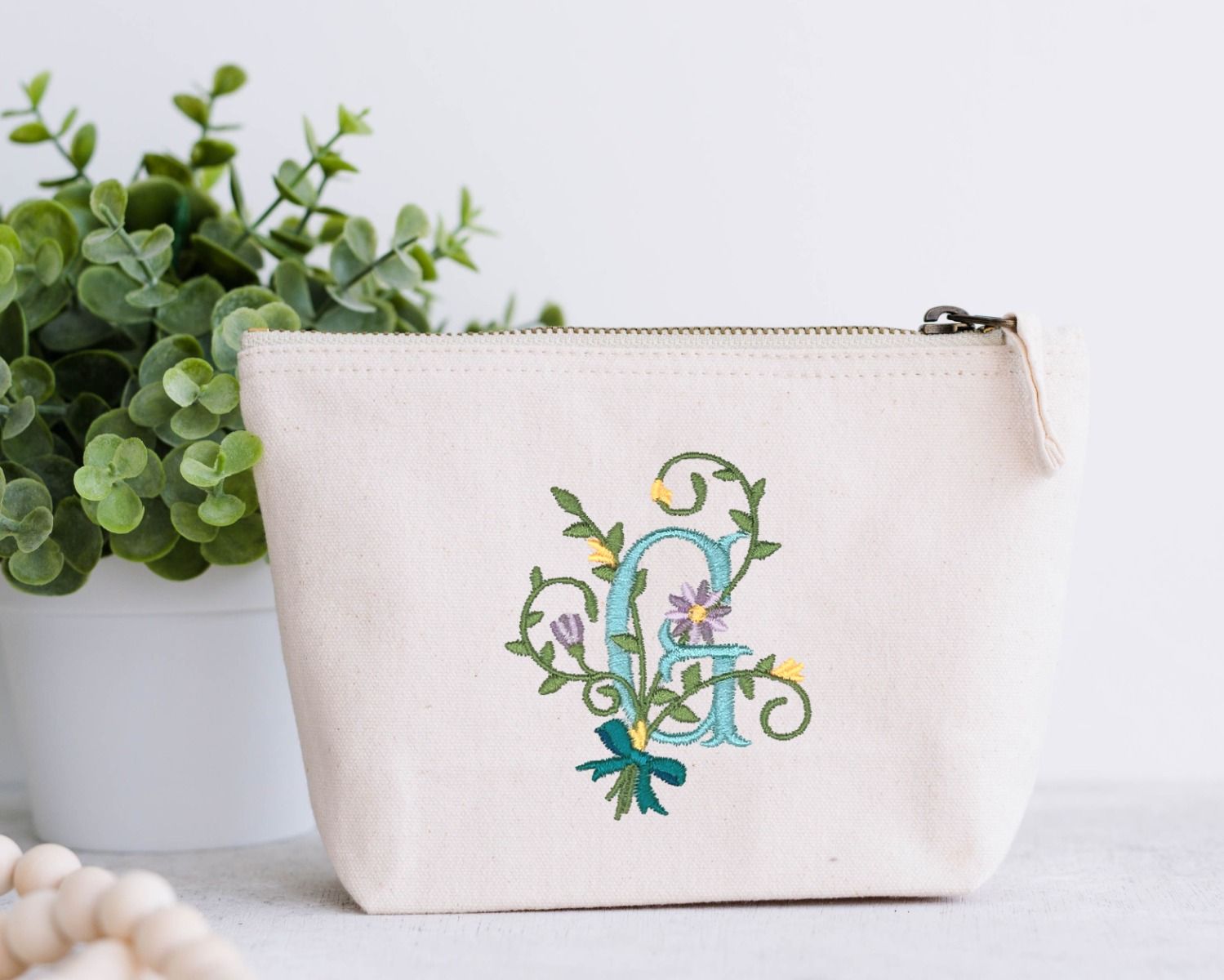 Daisy Bloom Monogram | Machine Embroidery Designs by JuJu